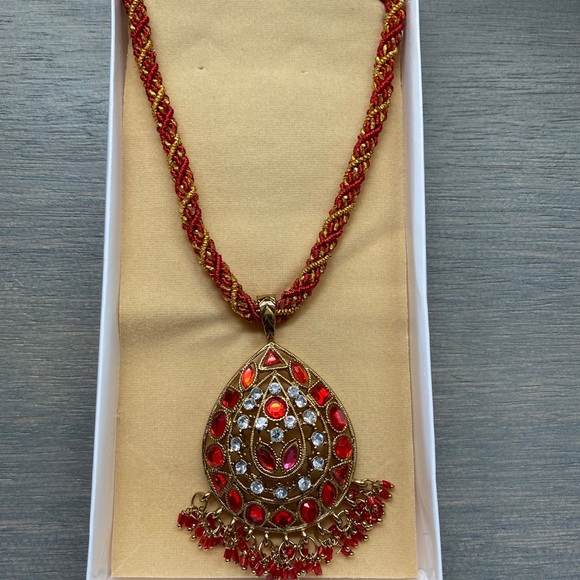 Necklace - Picture 2 of 4